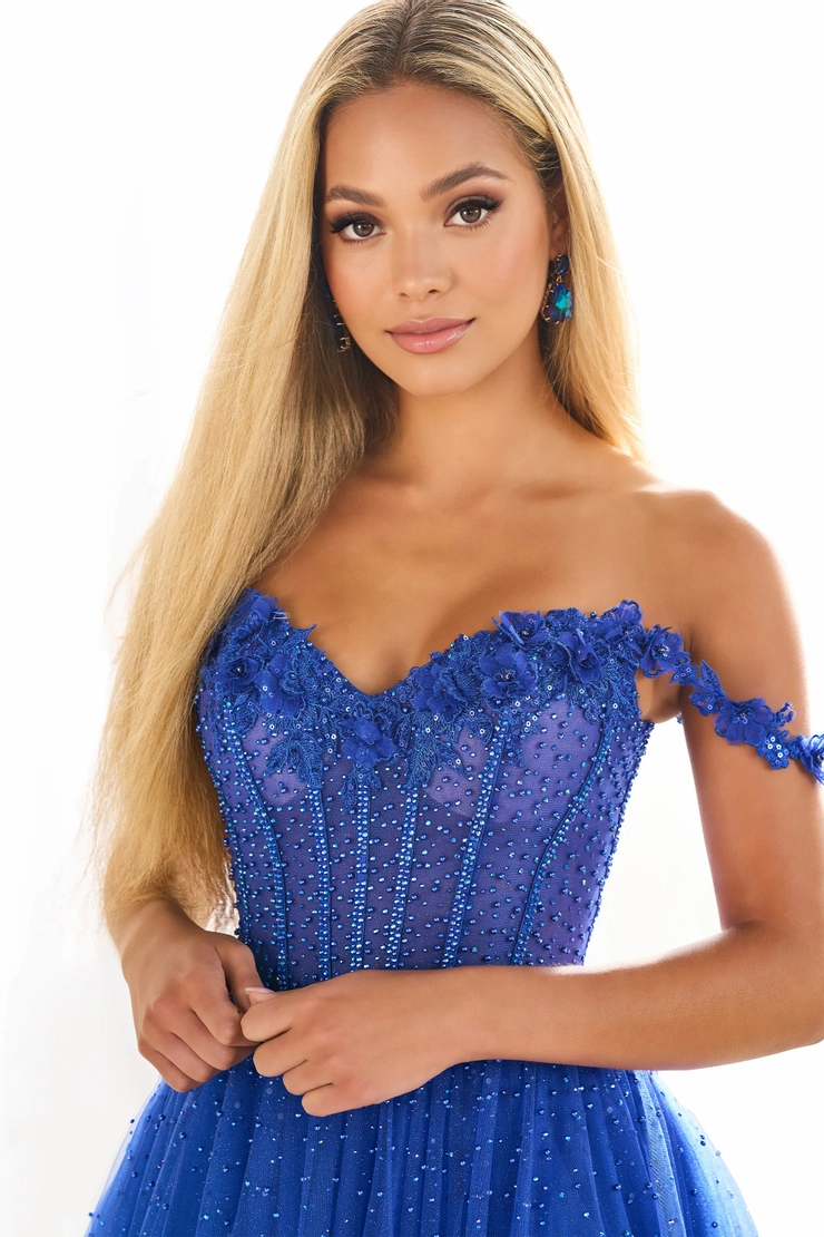 EW36071 #6 Royal Blue frontface vertical cropped picture