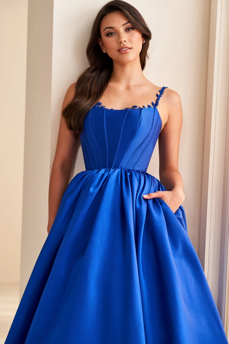 EW36221 #7 Royal Blue frontface vertical cropped picture