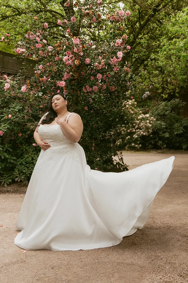 Stella York Plus Size | Mimi's Bridal and Formalwear - 7897 | Mimi's Bridal  and Formalwear