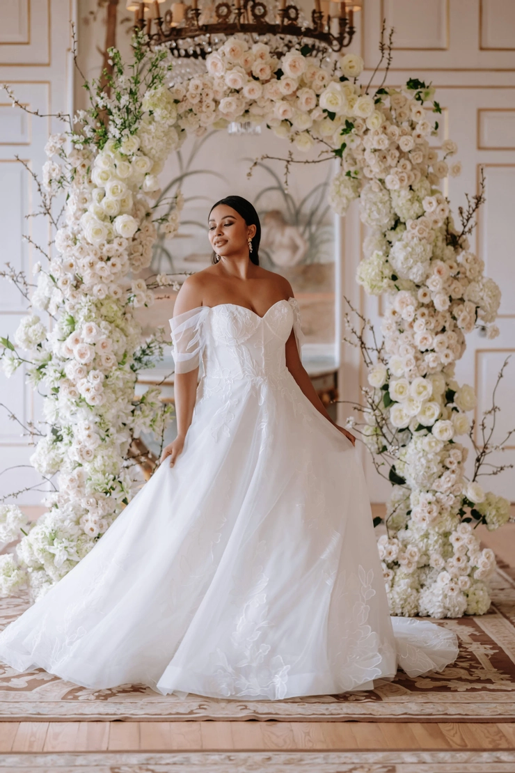 Lace Wedding Dresses in Austin, TX | Signature Bridal Salon