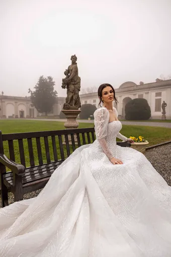BLANCE Dovita Milano #2 frontface vertical thumbnail