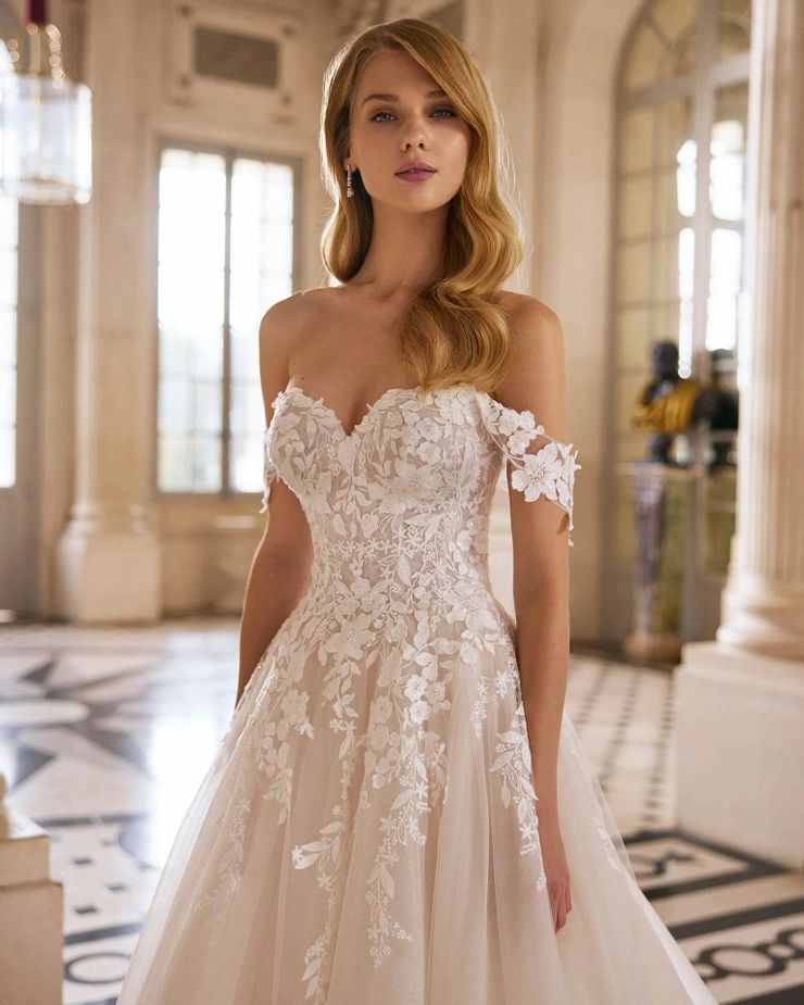 Rosa Clara Spring 2025 WEDDING DRESSES | Madeleine's Daughter