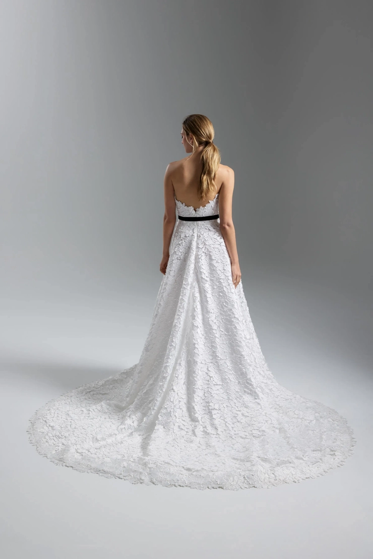 Lazaro 32502