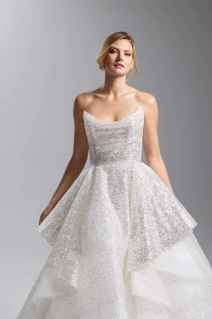 Lazaro 32504