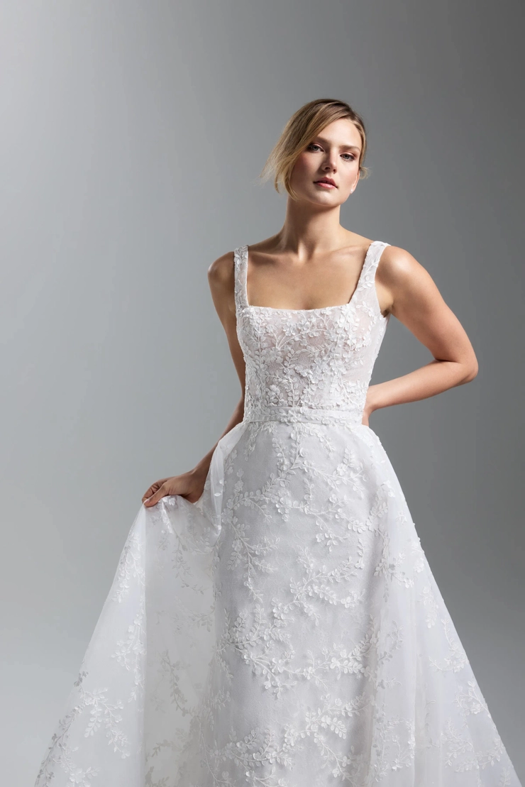 Lazaro 32508