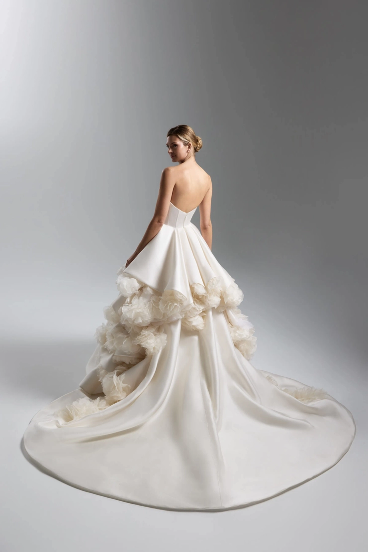 Lazaro 32511