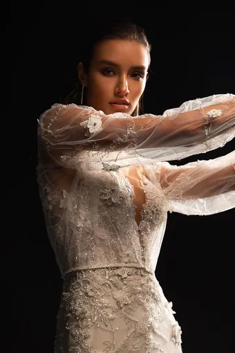 Wona Concept Style #Geneva #8 frontface vertical cropped thumbnail