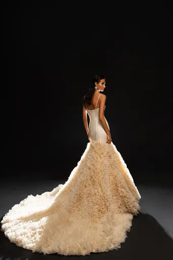 Wona Concept Giselle #5 backface vertical thumbnail