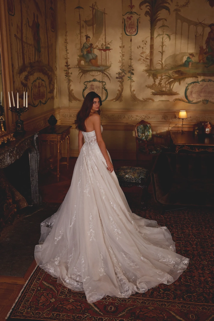 Justin Alexander Backface Thumbnail Image