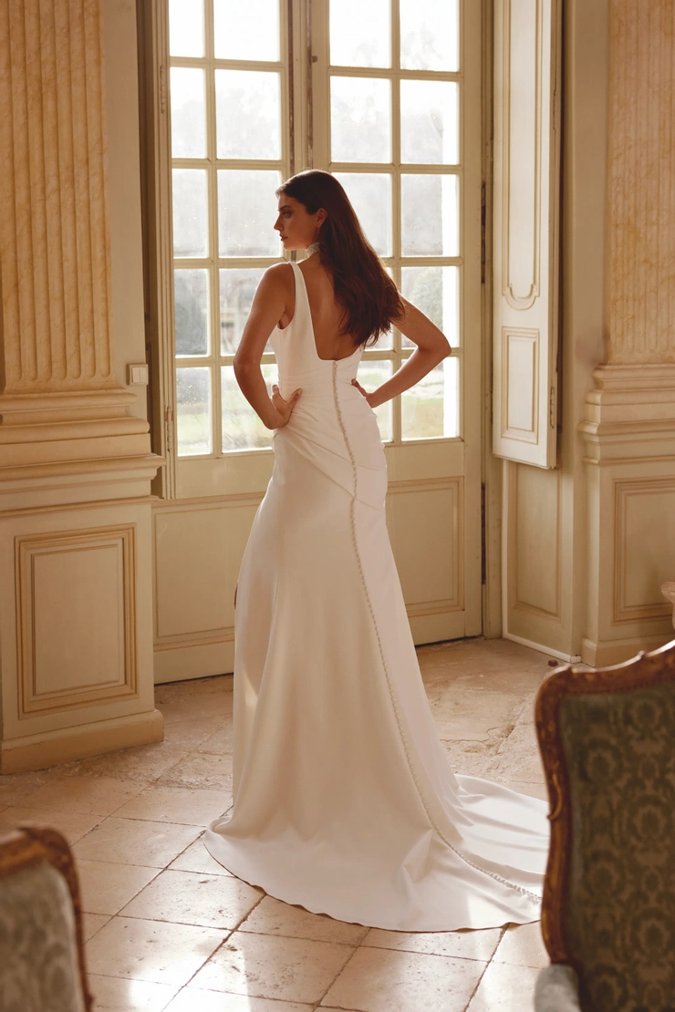 Justin Alexander Backface Thumbnail Image