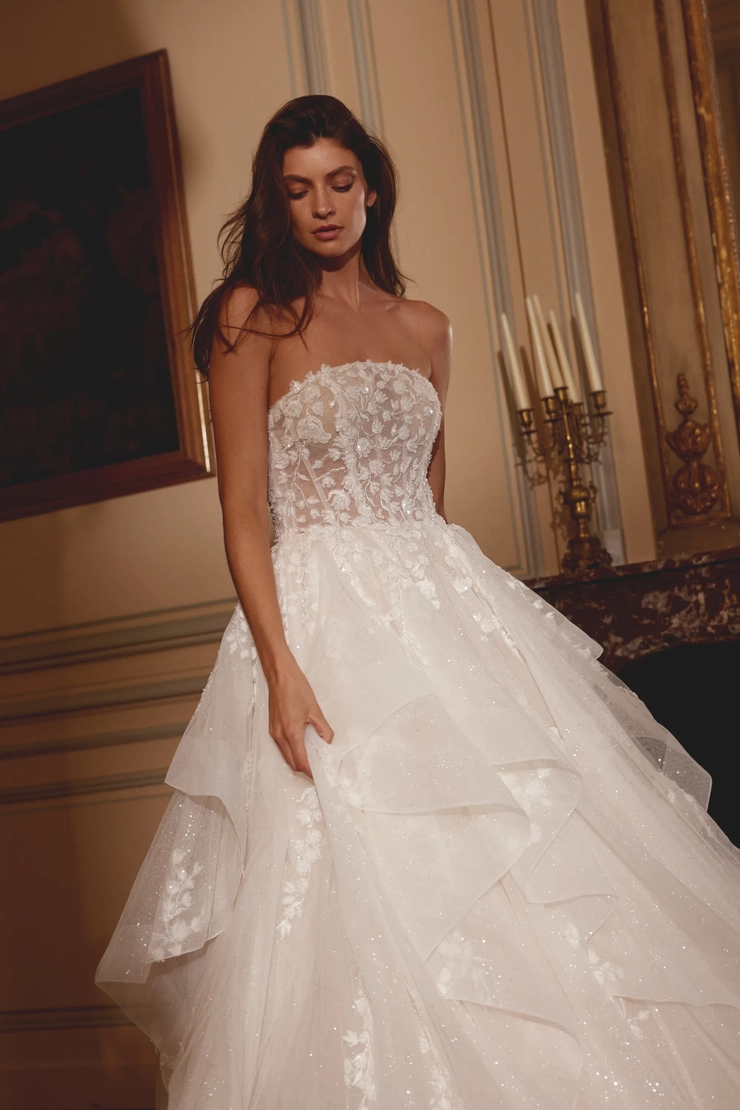 Justin Alexander #88432 #5 frontface vertical cropped picture