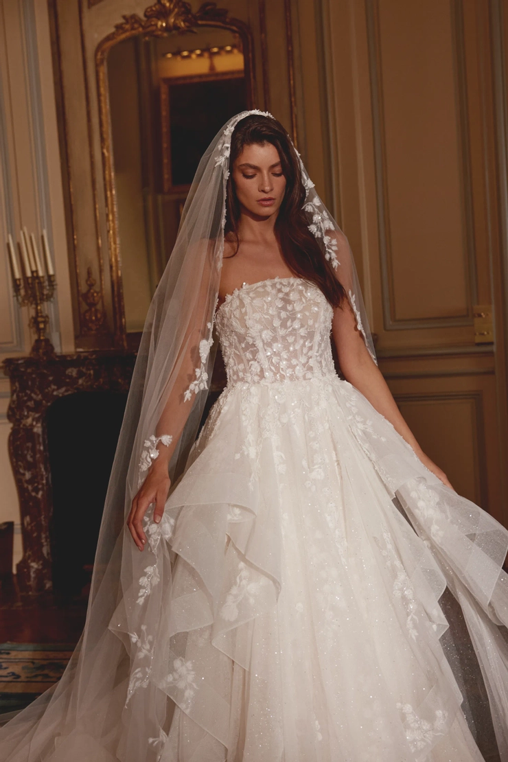 Justin Alexander #88432 #4 frontface vertical cropped picture