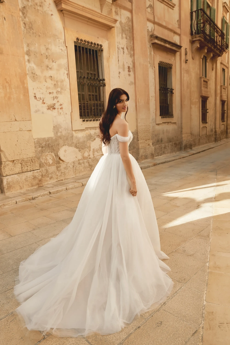 Justin Alexander Sincerity Backface Thumbnail Image