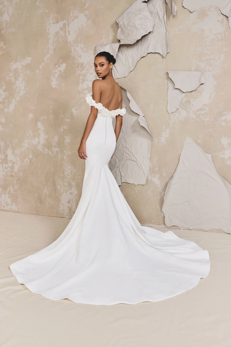 Justin Alexander Signature Backface Thumbnail Image