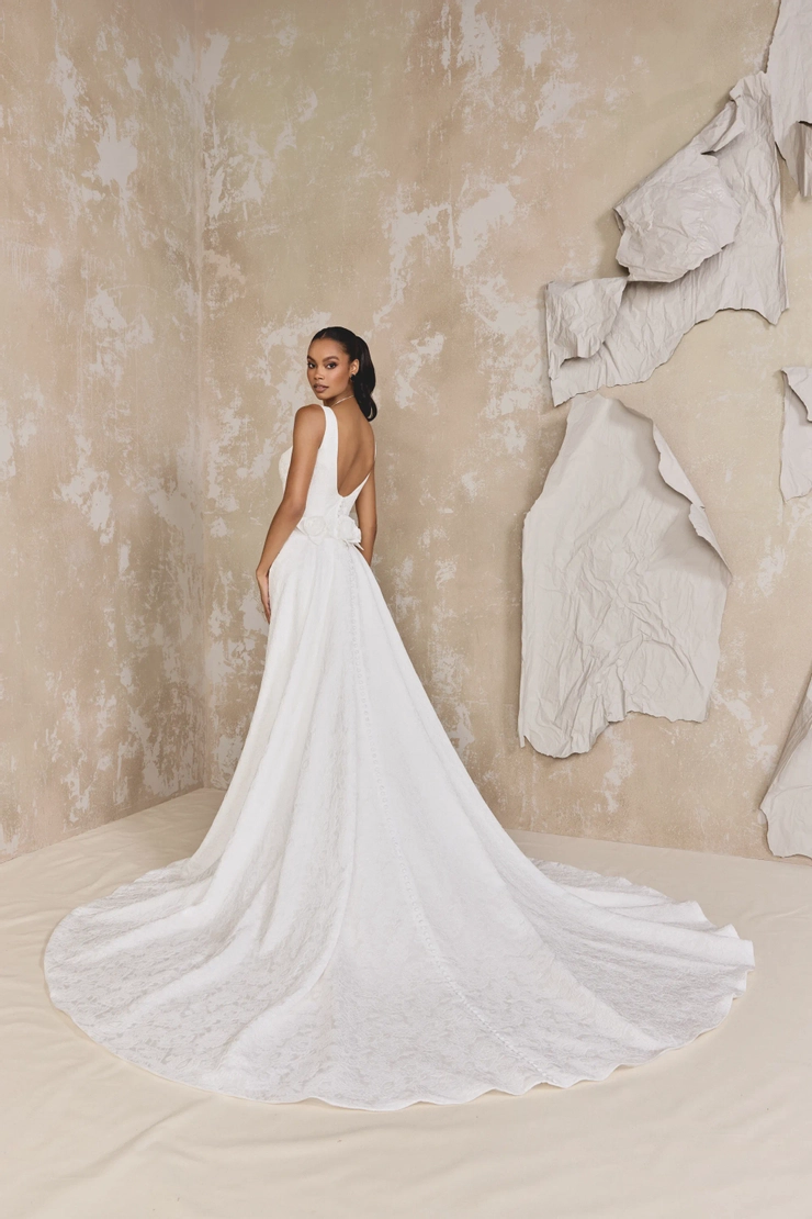 Justin Alexander Signature Backface Thumbnail Image