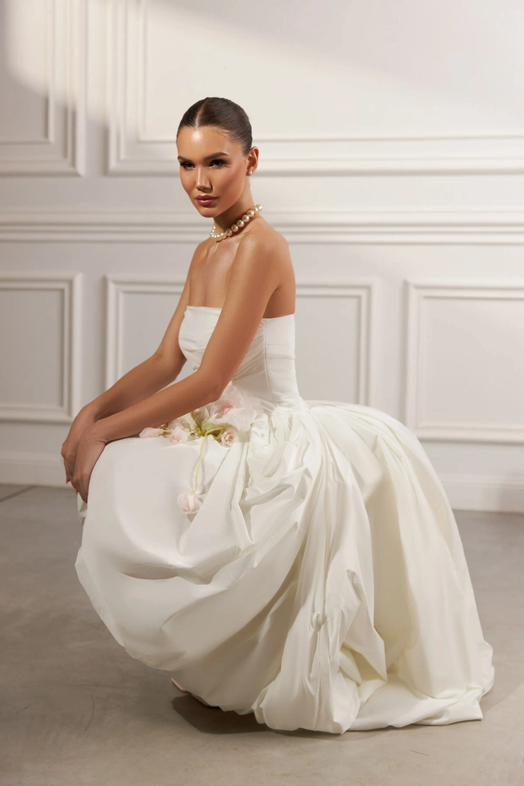 Oksana Mukha Style #Muse #1 frontface vertical picture