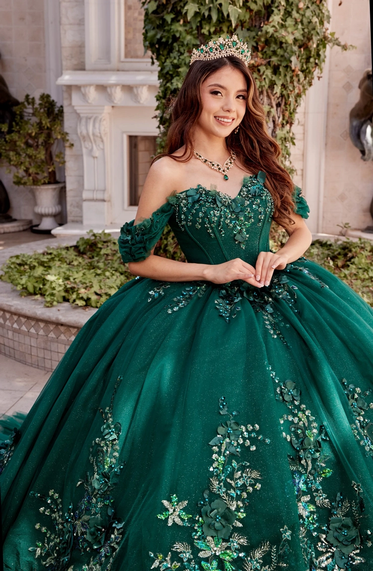 Sophia Thomas - Q197 | Sophia Thomas Designs