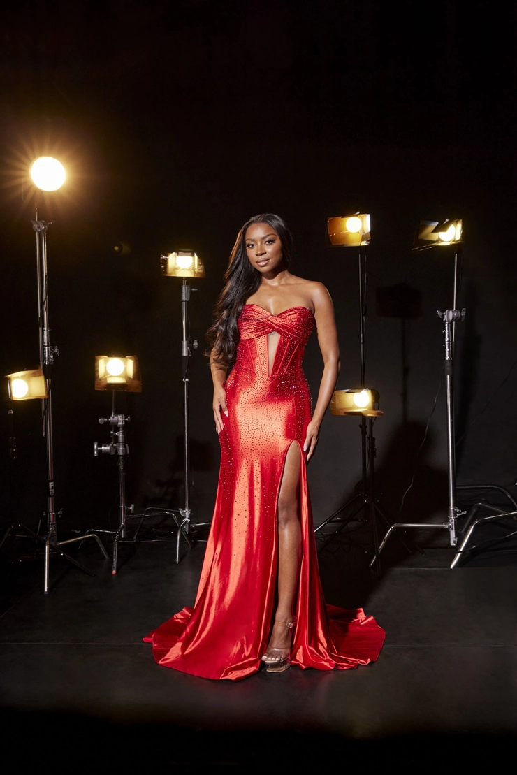 Sophia Thomas Style #4020 #1 frontface vertical picture