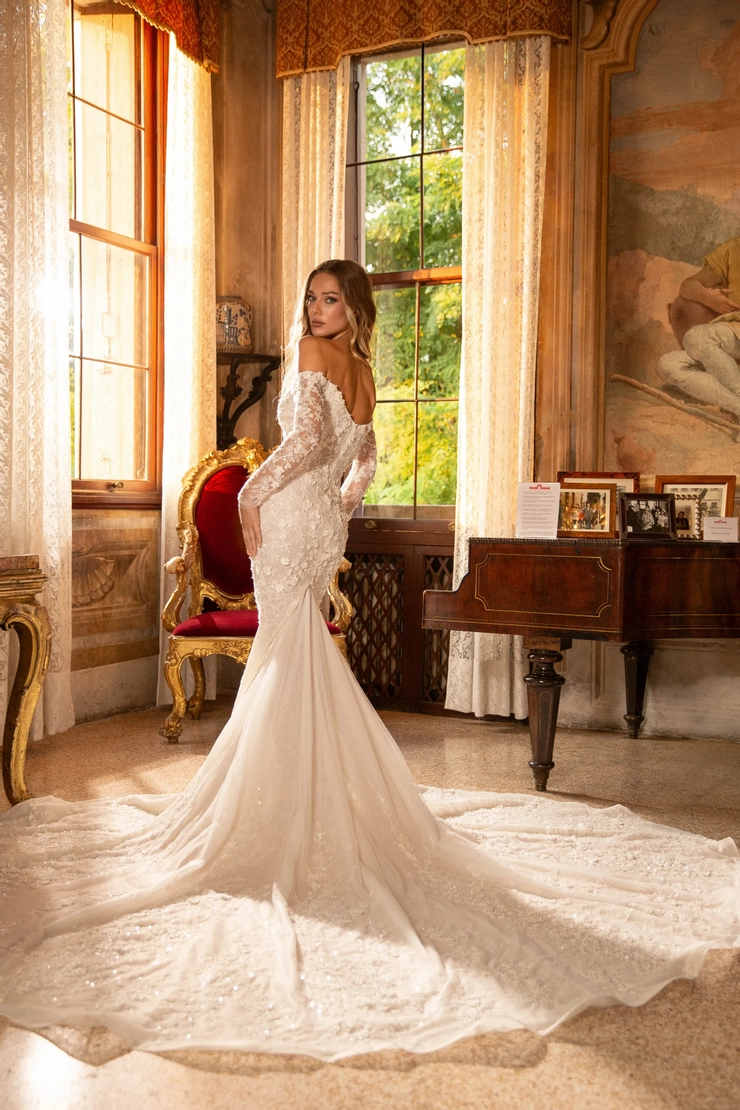 Mistrelli Carmina Backface Thumbnail Image