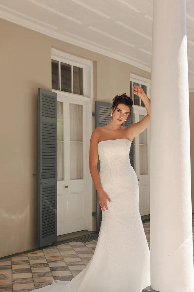 Essense of Australia | Zazous Bridal Boutique & Tuxedos - D4182