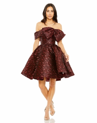 Mac Duggal Style 68622 #0 default Ruby frontface vertical thumbnail