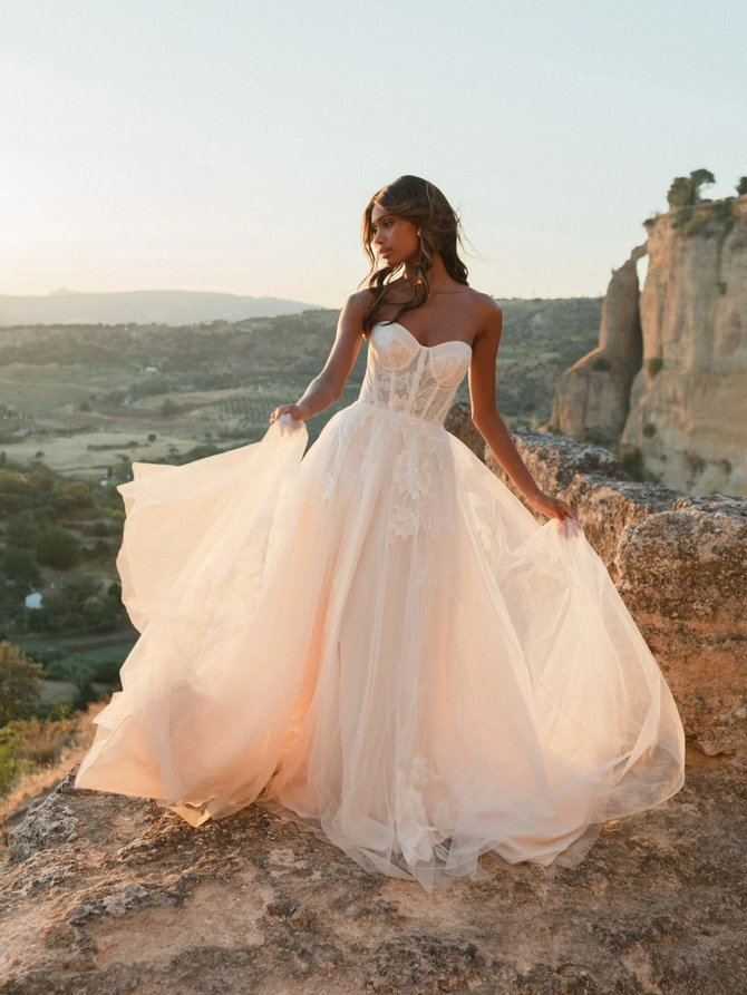 Wilderly Bride - Astor | The Bridal Suite