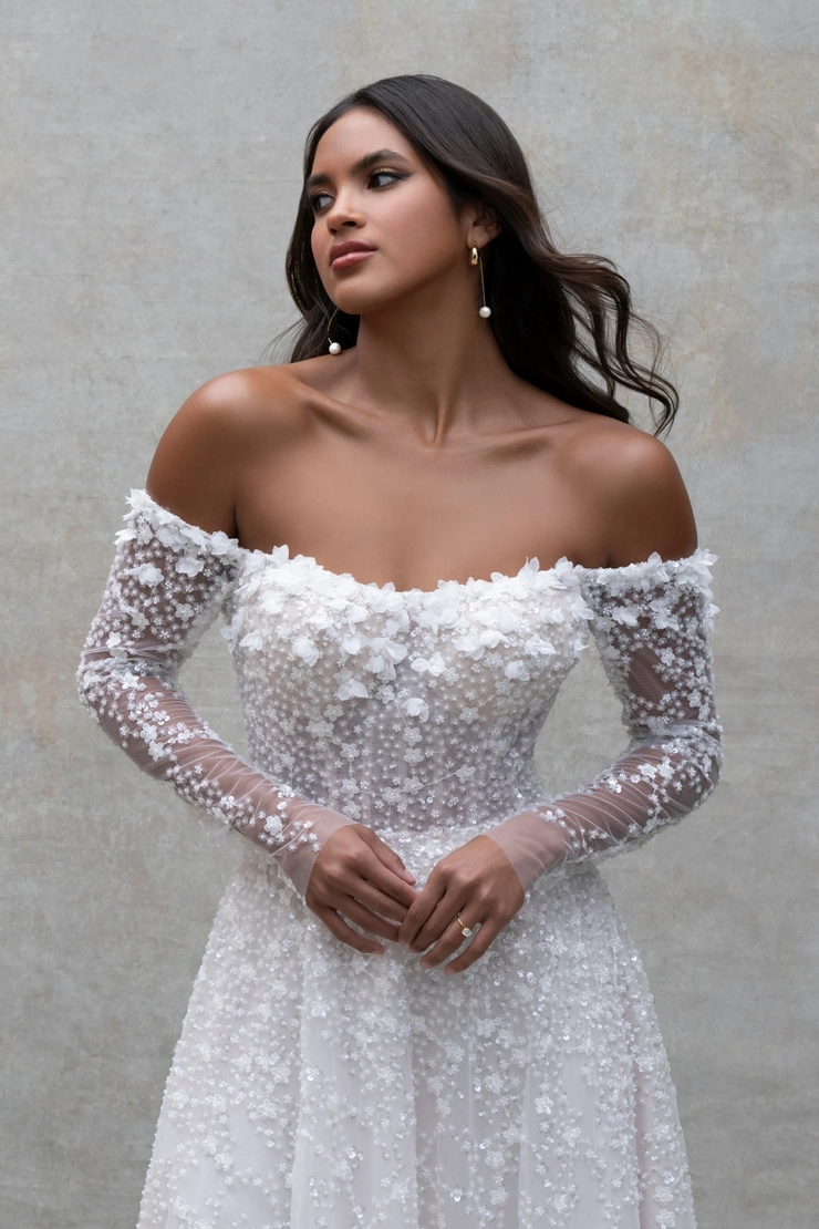 Abella Aestas Style #E511 #12 frontface vertical cropped picture