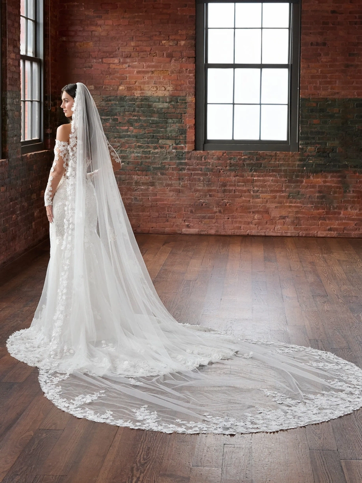 CHRISTINA Hライン ロングドレス/BAU by Bride And You House Of Wu | Lace & Veil Bridal Boutique - 15914 | Lace