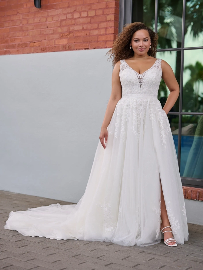 Christina Wu Love collection