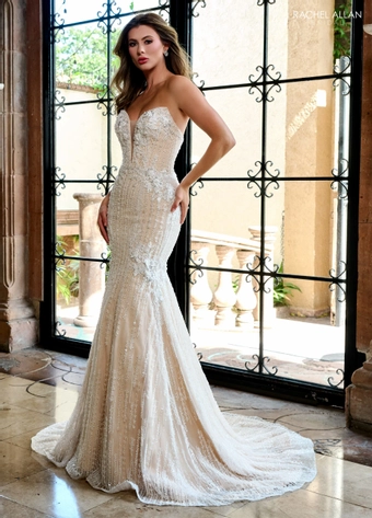 Lo'Adoro by Rachel Allan RB5093 #2 frontface vertical thumbnail