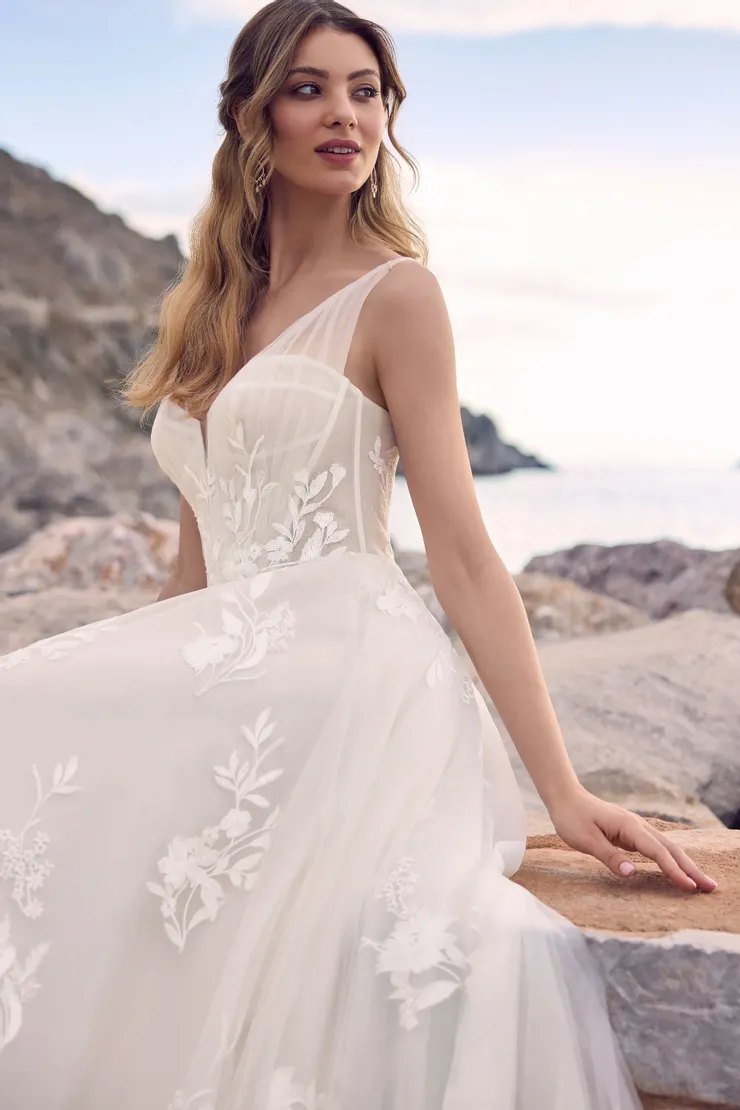 Sophia Tolli #Y3193 #3 frontface vertical cropped picture