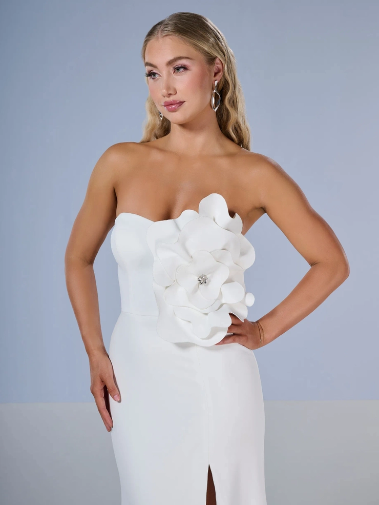 Tiffany Designs Style #16222 #5 Ivory frontface vertical cropped picture