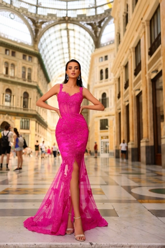 Nicoletta NC1031 #1 frontface vertical thumbnail