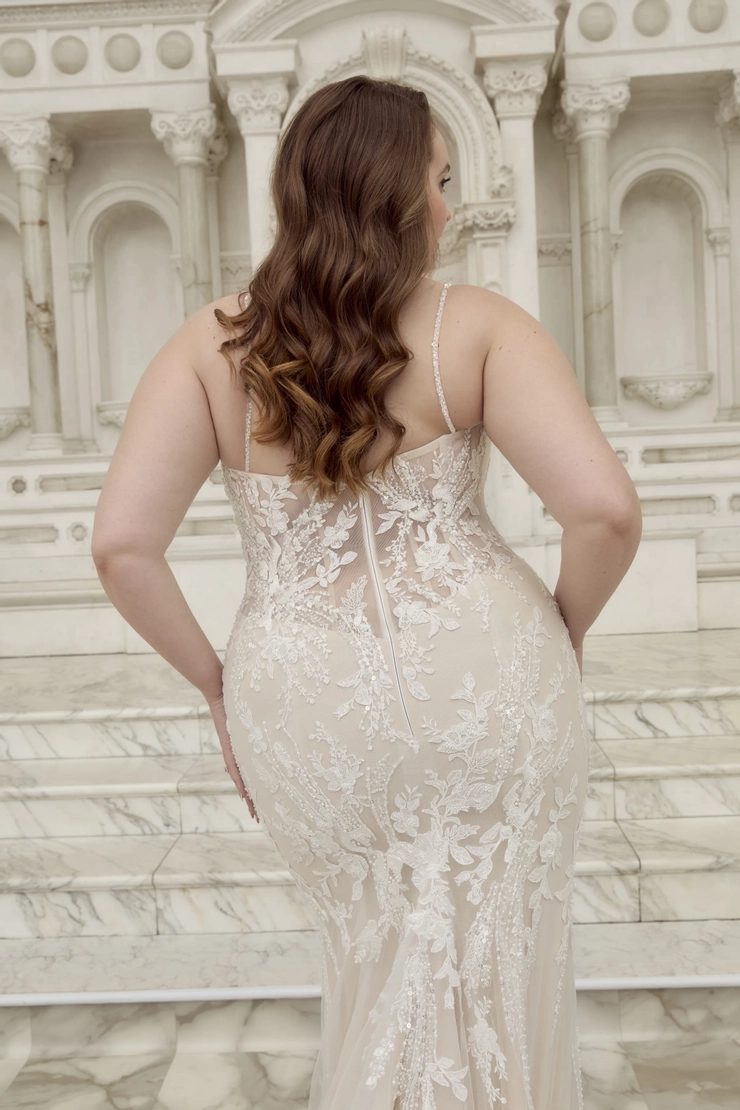 Casablanca Bridal Style #2583C #3 backface vertical cropped picture