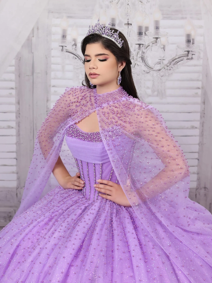 LizLúo Quince Style #26114 #7 Pale Lilac frontface vertical cropped picture