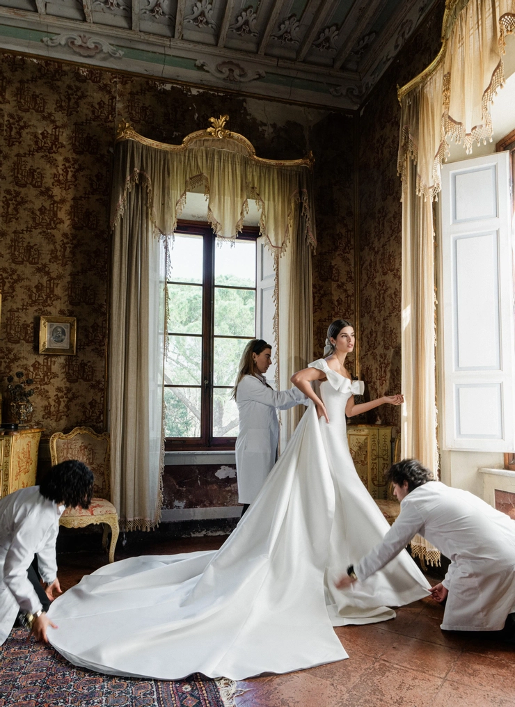 Monique Lhuillier Style #Mayfair Default Image