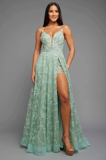 Vienna Prom Style #V-78015 #5 frontface vertical thumbnail