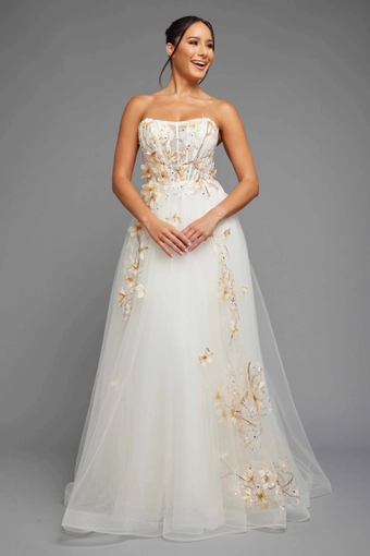 Vienna Prom V-7899 #1 frontface vertical thumbnail