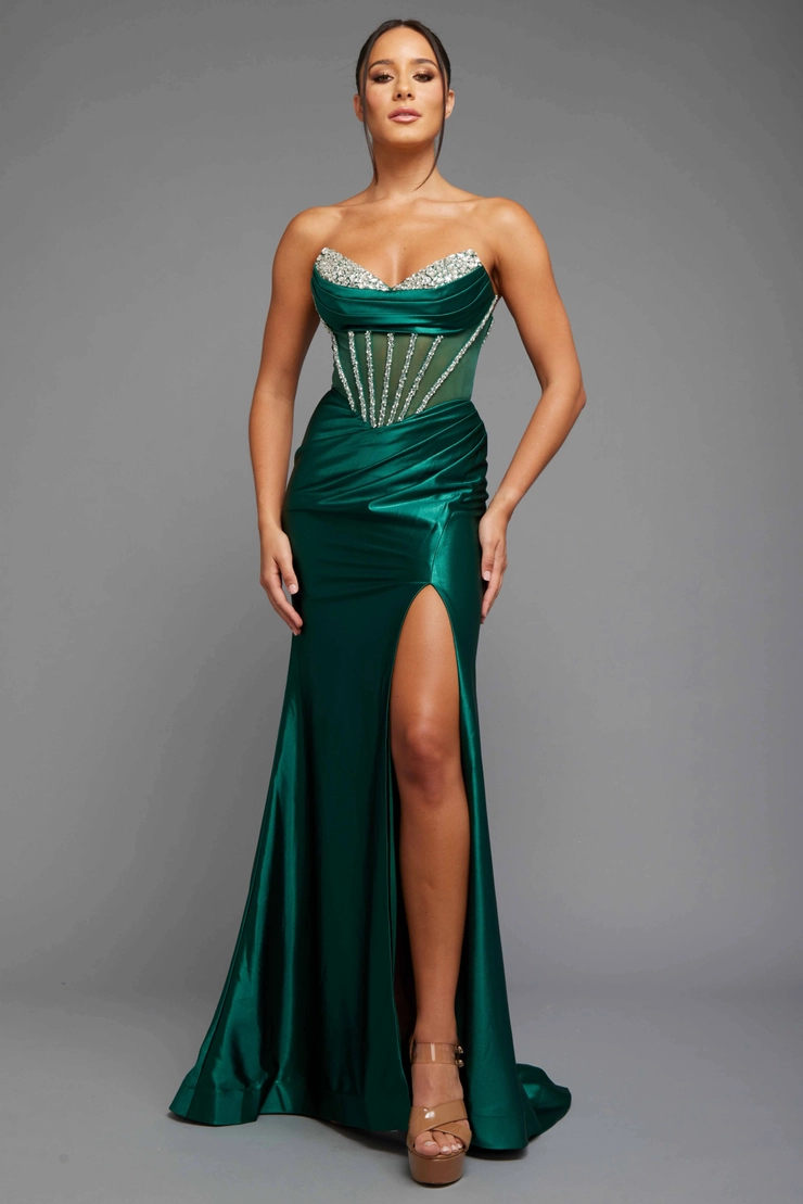 Vienna Prom Style #V-7982 Default Thumbnail Image