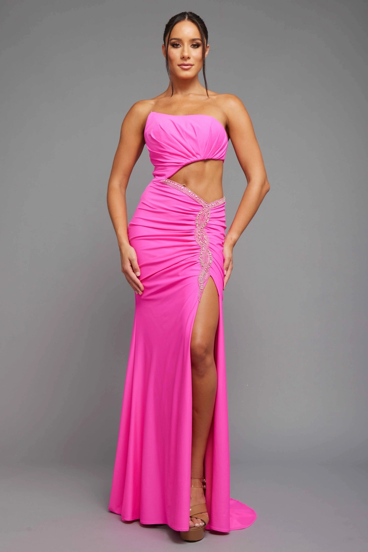 Vienna Prom Style #V-7990 Default Thumbnail Image