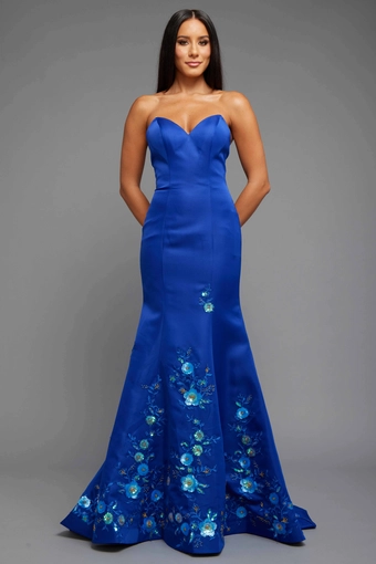 Vienna Prom Style #V-82044 #3 frontface vertical thumbnail