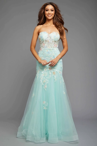 Vienna Prom Style #V-82045 #4 frontface vertical thumbnail