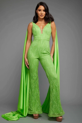 Vienna Prom Style #V-8719 #5 frontface vertical thumbnail