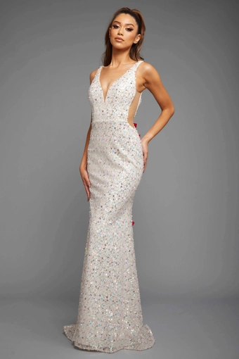 Vienna Prom Style #V-8889 #2 frontface vertical thumbnail