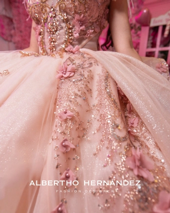 Eviterna by Albertho Hernandez Style #AMI-2409 #9 frontface vertical cropped thumbnail