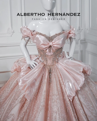 Eviterna by Albertho Hernandez Style #CQT-3104 #4 frontface vertical cropped thumbnail