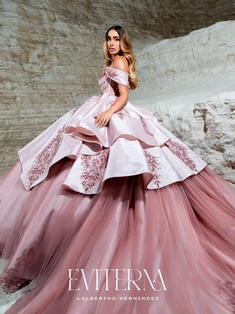 Eviterna by Albertho Hernandez Style #ERA-0601 #3 backface vertical thumbnail