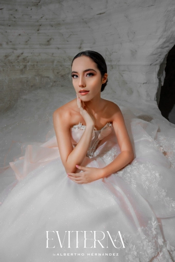 Eviterna by Albertho Hernandez Style #ERA-1207 #5 frontface vertical cropped thumbnail