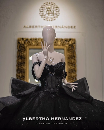 Eviterna by Albertho Hernandez Style #Muriel #12 frontface vertical cropped thumbnail