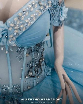 Eviterna by Albertho Hernandez Style #Muriel #9 frontface vertical cropped thumbnail